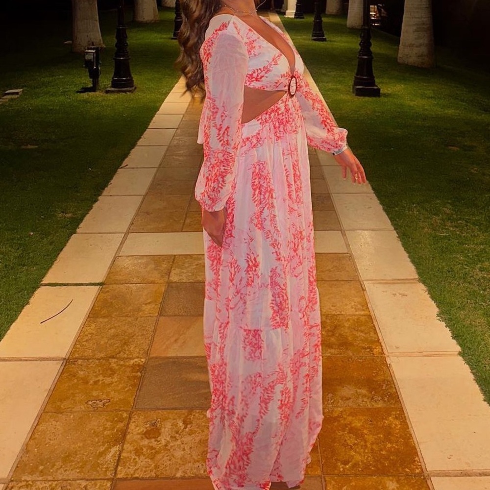 Deep V-Neck Pink Floral Maxi Dress with Waist Ring - Picture 2 of 3
